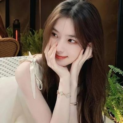 人气爱豆又出大瓜：新恋情浮出水面，评论区沦陷，整整一周